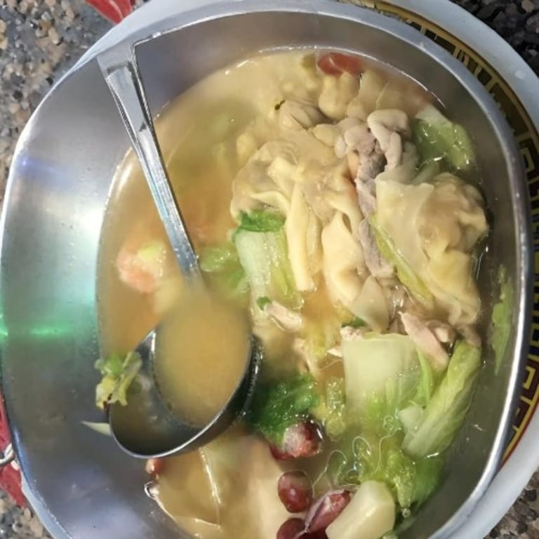 Delicious Soup Selections: Chinese, Seafood, and More